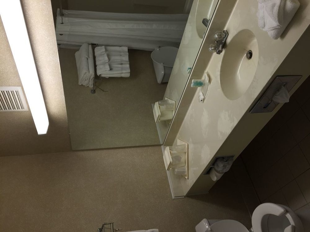 Best Western Hilliard Inn & Suites Bilik gambar